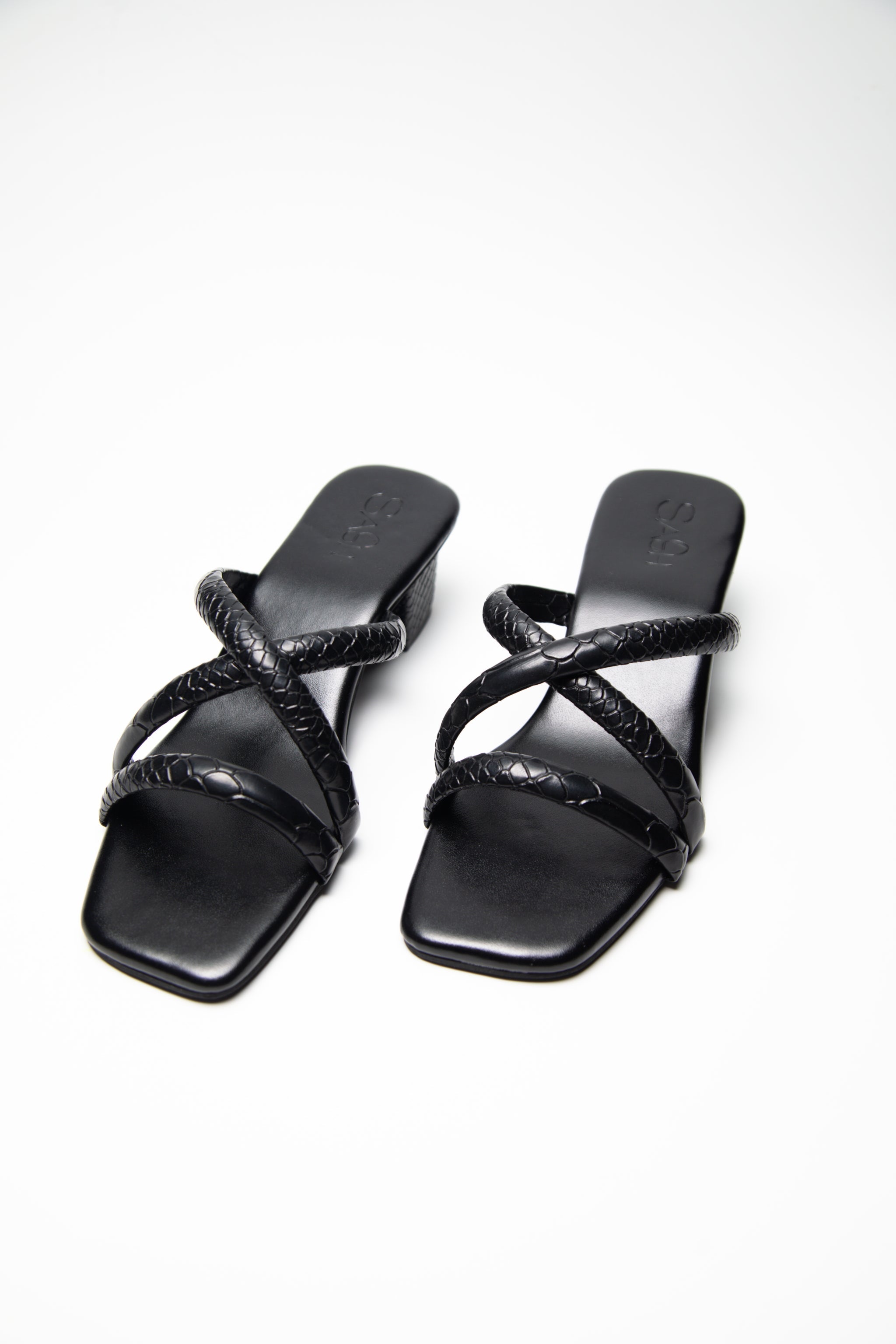 Cross Strapped Blocks - Black